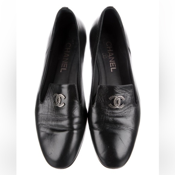 Chanel Flats (Authentic and Vintage) - Picture 1 of 8